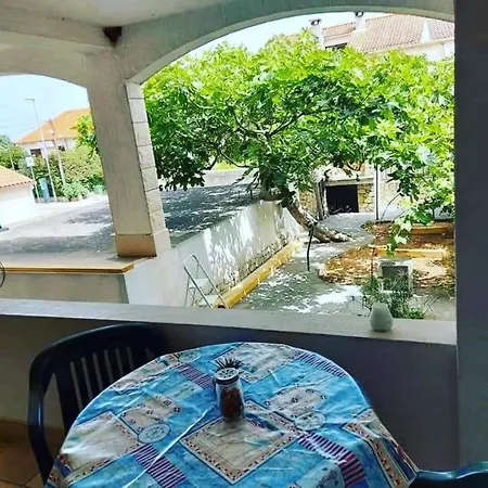 Apartment Brti *